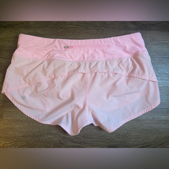 Lululemon Miami pink speed up shorts 2.5” - Picture 2 of 4
